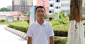 守初心深耕职教 担使命匠心育人—记遂宁市安居区安心奉献奖获得者、安居职中教师简永